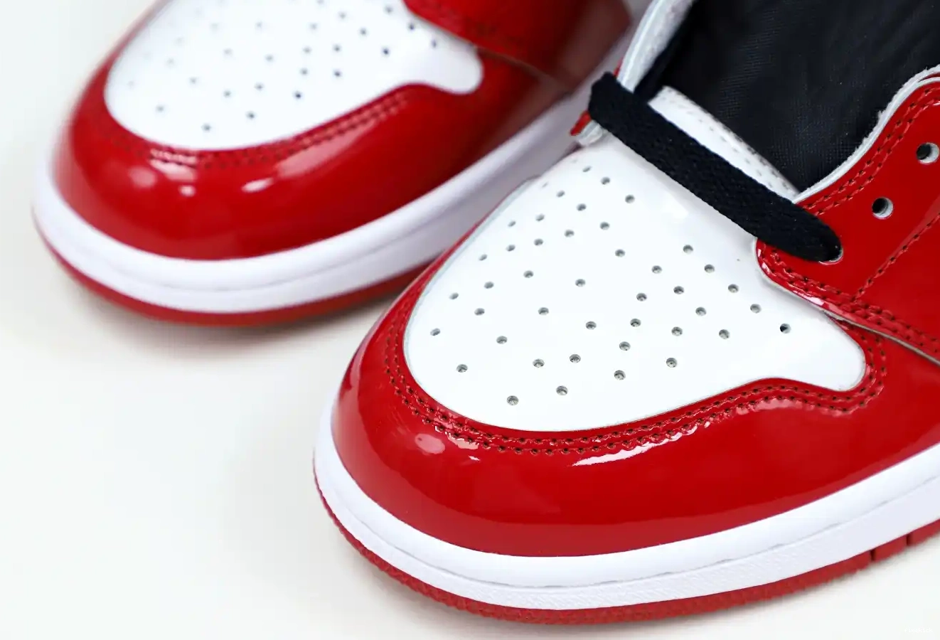 JORDAN 1 HIGH AIR RETRO 'FEARLESS' OG 0407